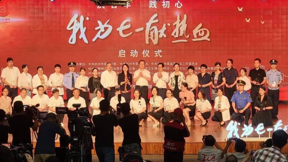 爱丽化妆教程
